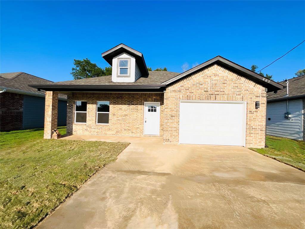 Greenville, TX 75401,805 Sayle Street