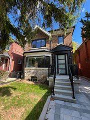 Toronto C03, ON M5P 2L5,19 Elmsthorpe AVE