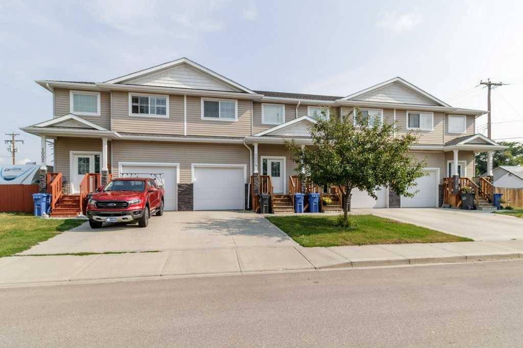 Penhold, AB T0M 1R0,1004 Minto ST