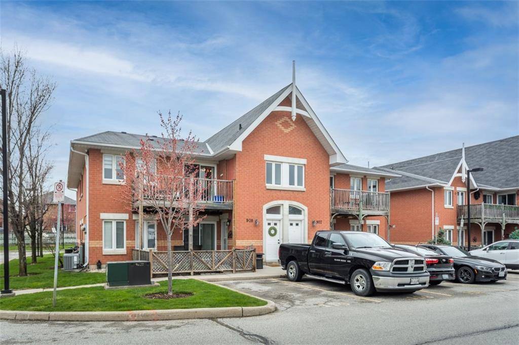 Burlington, ON L7M 4R4,4140 FOXWOOD Drive
