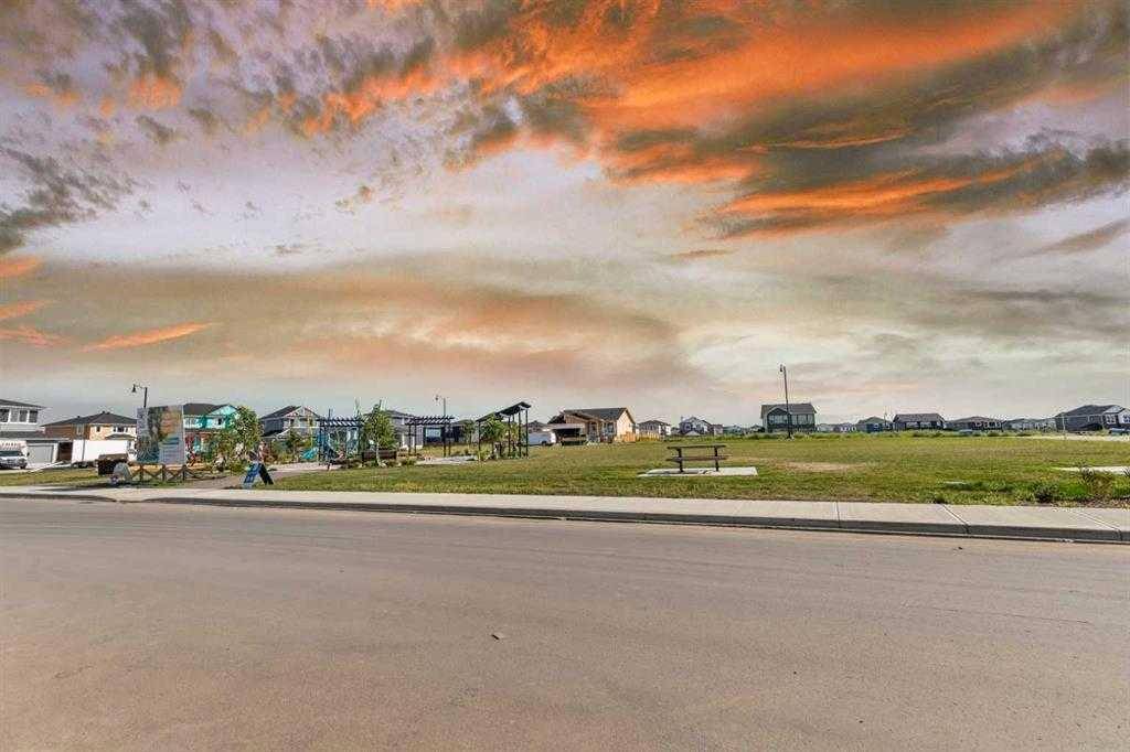 Chestermere, AB T1X2R1,277 Dawson CIR