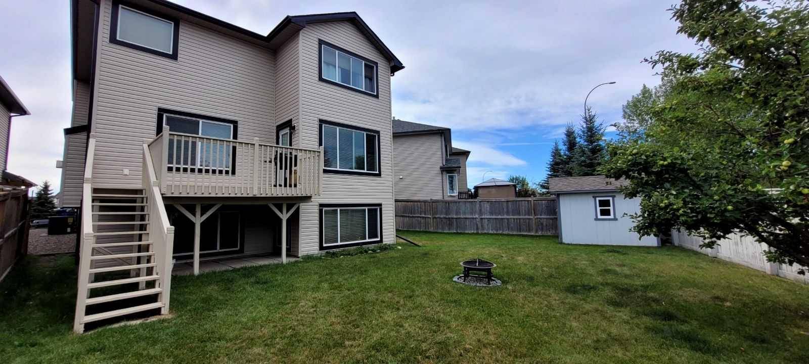 Calgary, AB T2Y4L7,72 Shannon GDNS SW