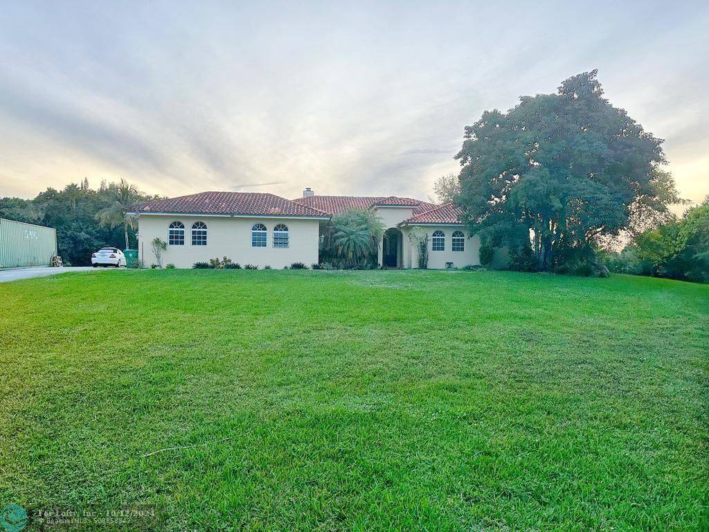 Southwest Ranches, FL 33331,18320 SW 52nd Ct