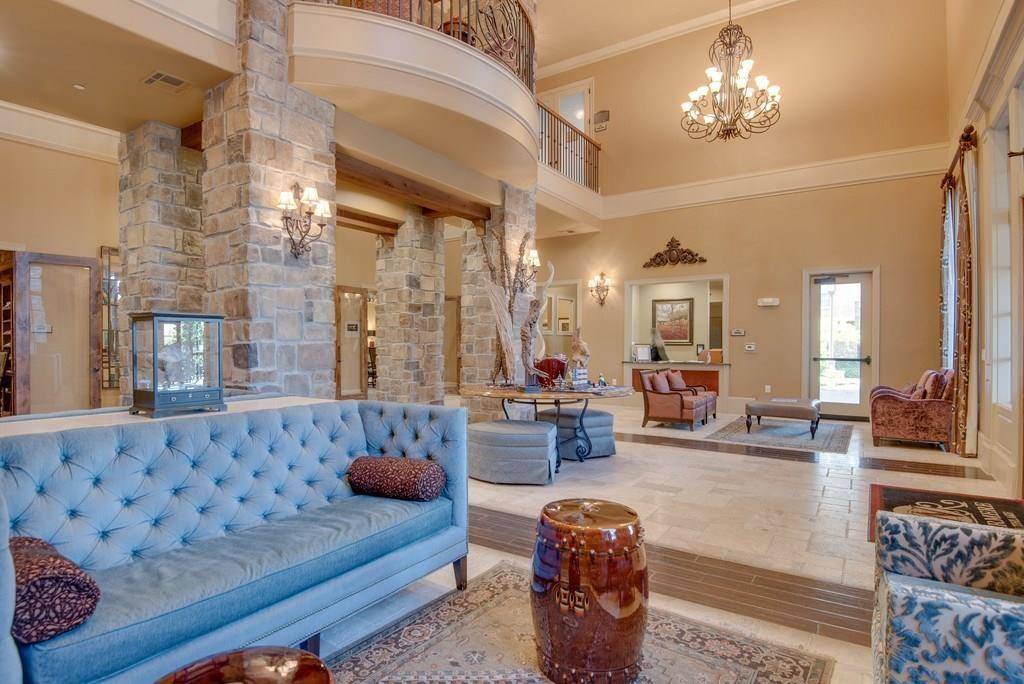 Southlake, TX 76092,301 Watermere Drive #318