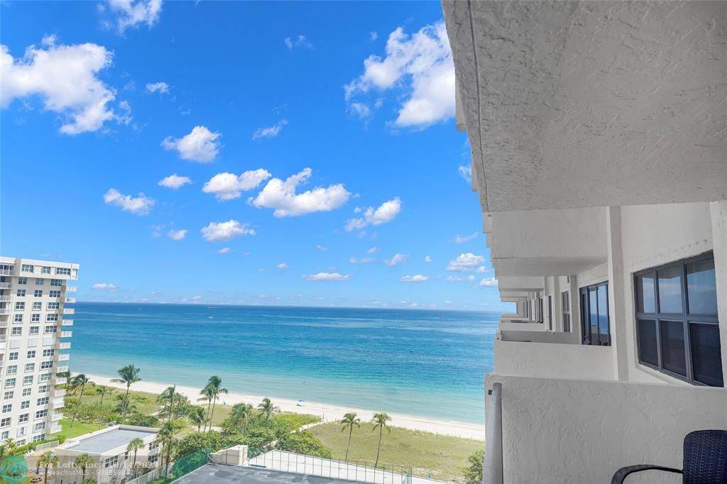 Lauderdale By The Sea, FL 33308,5100 N Ocean Blvd  #1402