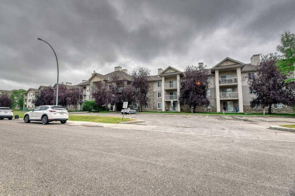 Calgary, AB T1Y 7K9,6635 25 AVE NE #1300