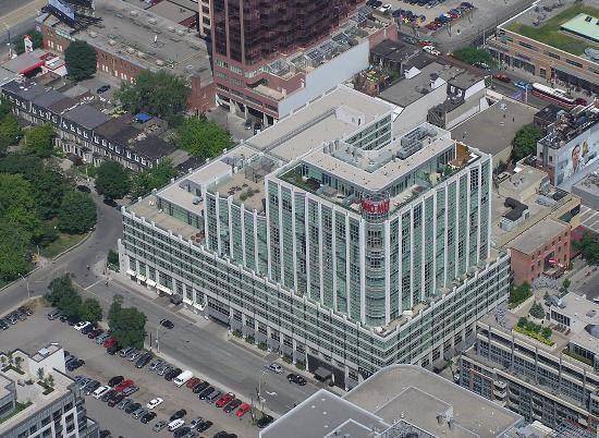 Toronto, ON M5V 3T3,36 BLUE JAYS Way #531