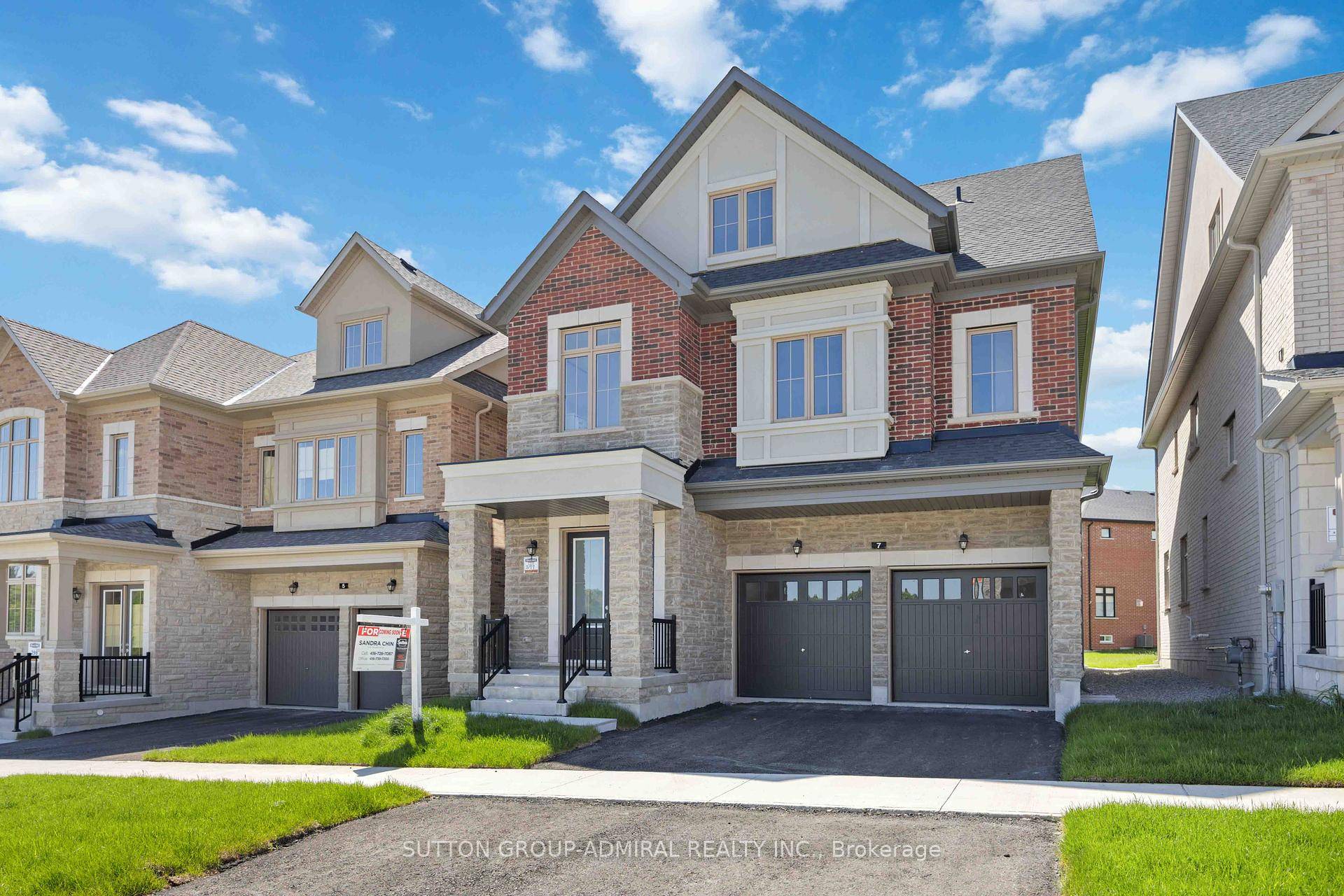 Richmond Hill, ON L4E 1A2,7 William Logan DR