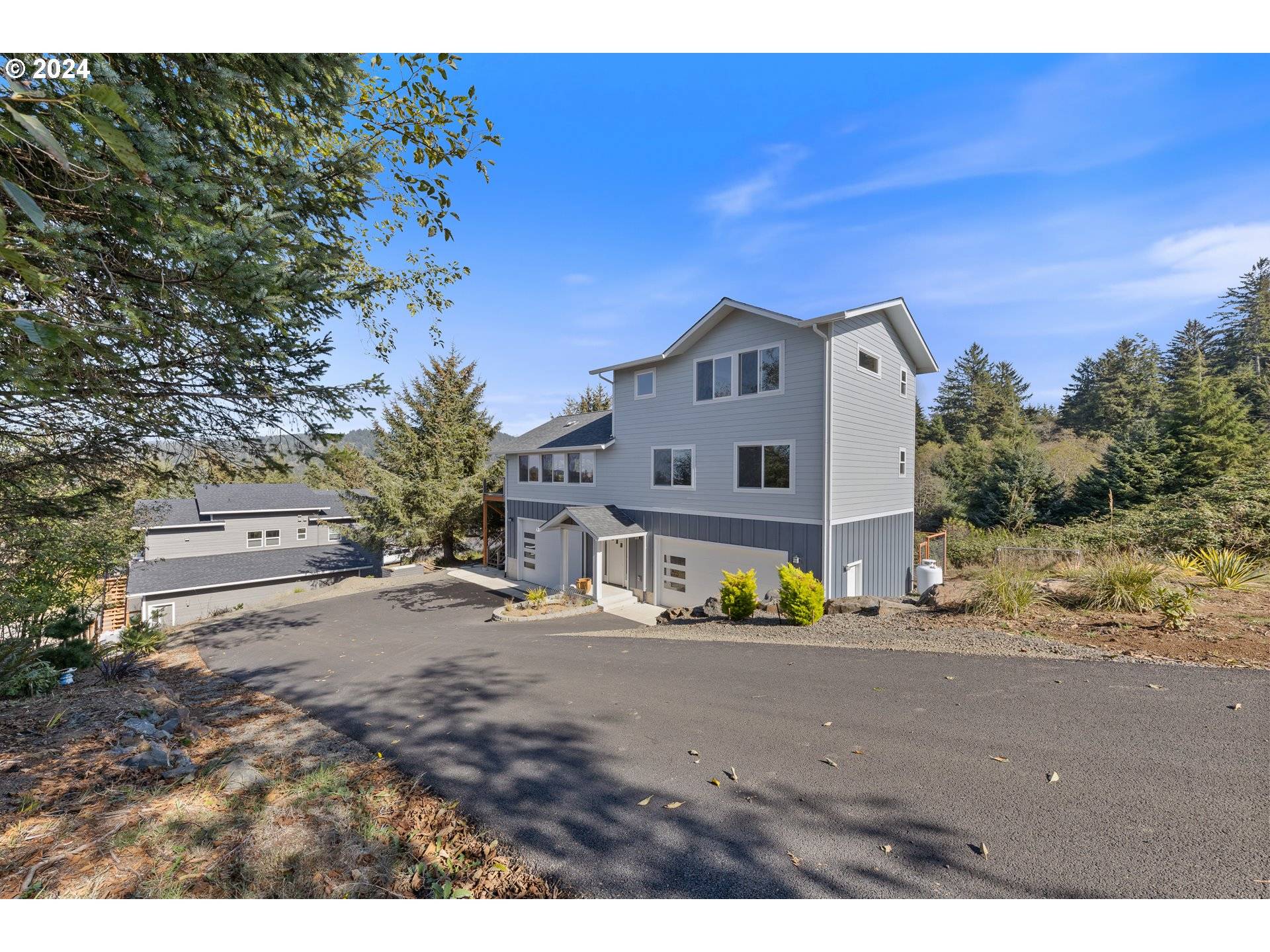 Pacific City, OR 97135,7300 VALLEY VIEW DR