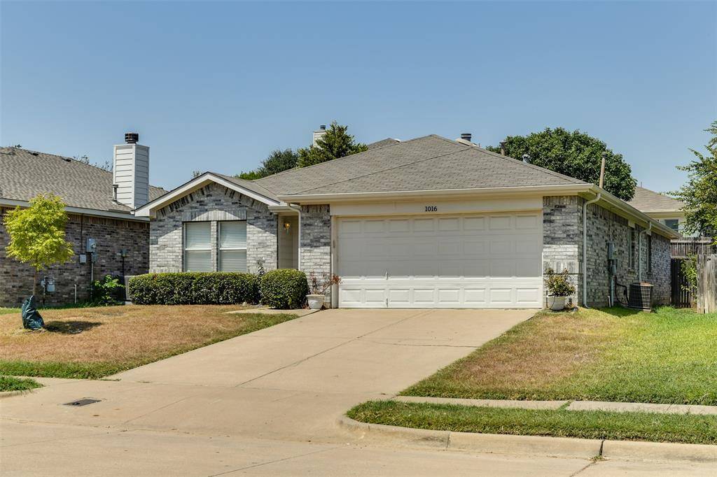 Fort Worth, TX 76179,1016 Silver Spur Lane