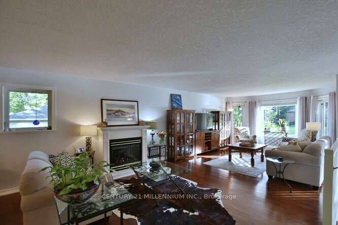 Wasaga Beach, ON L9Z 1J2,4 Pauline PL