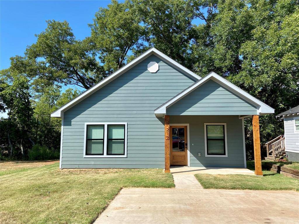 Denison, TX 75020,219 W Walker Street