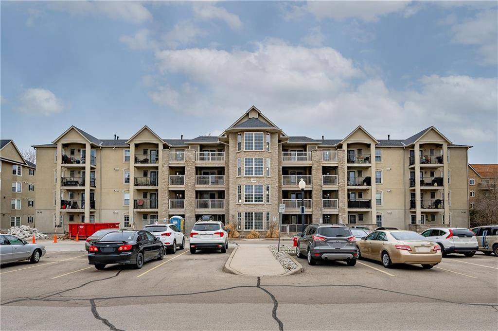 Burlington, ON L7M 4P2,1441 WALKER'S Line #301