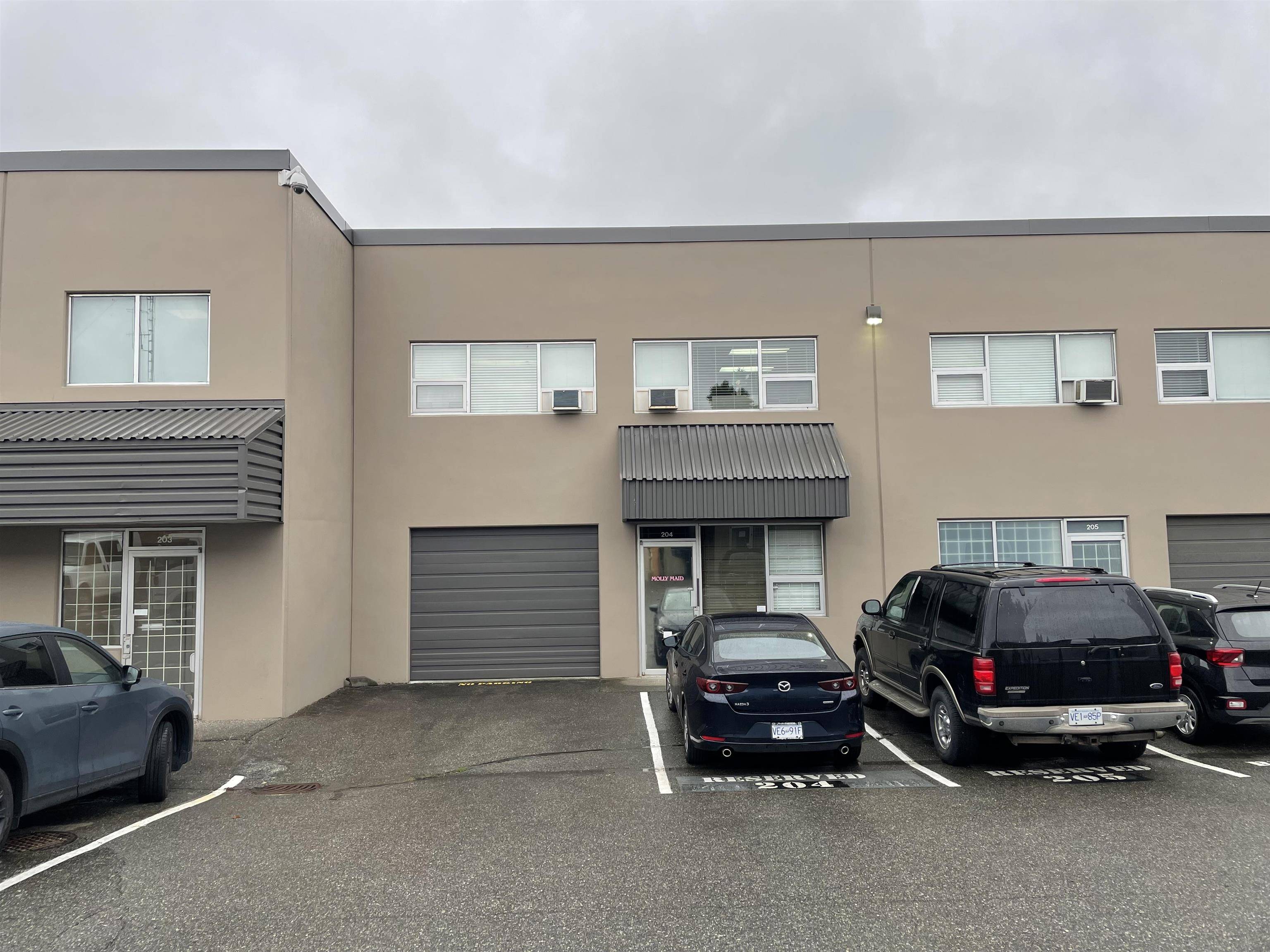 Surrey, BC V3W 3E9,204 12448 82 AVENUE