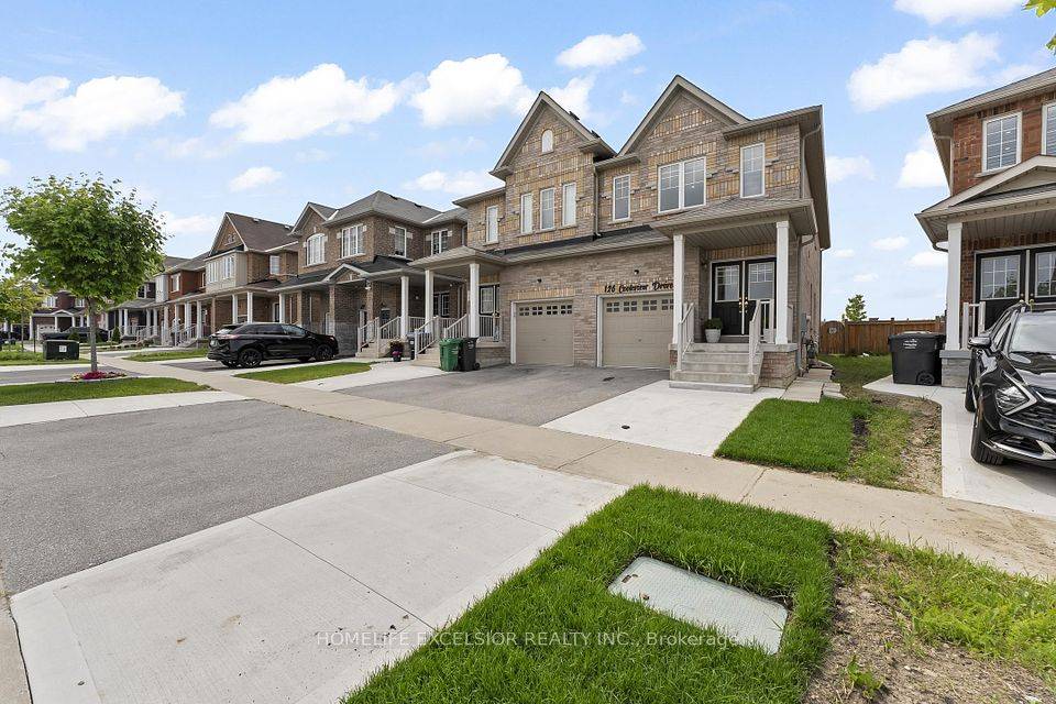 Brampton, ON L6R 3V1,126 Cookview DR