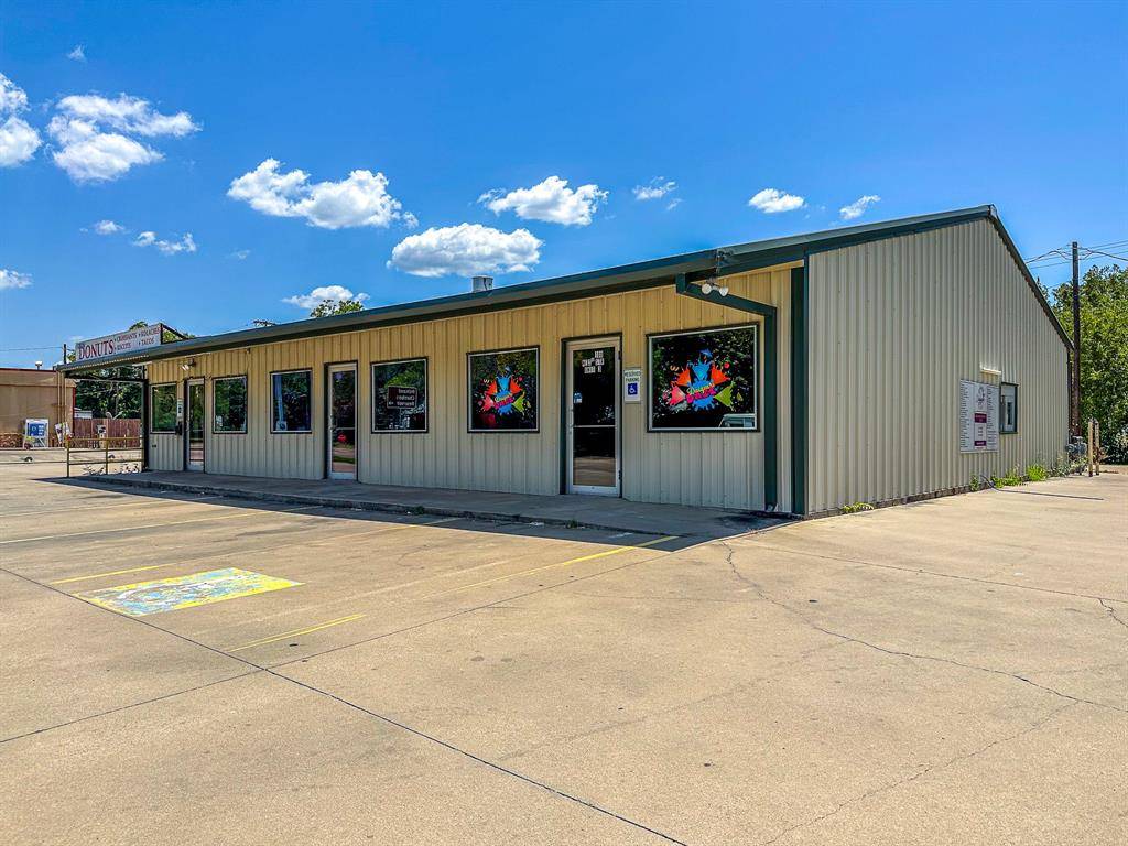 Kerens, TX 75144,100 NE 2nd Street