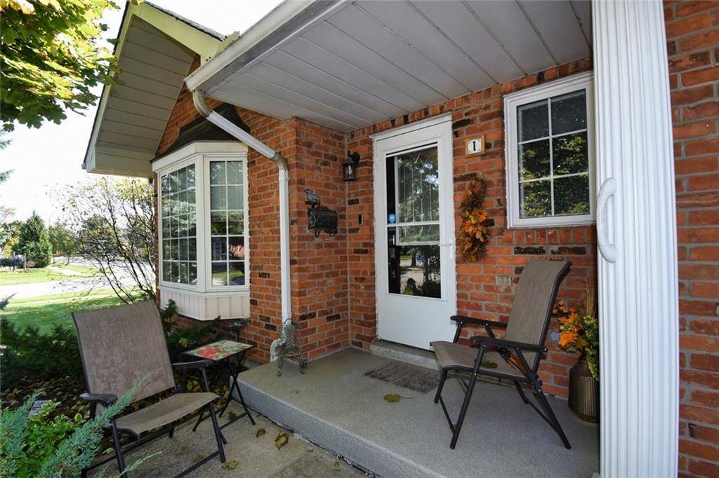 20 MEADOWLANDS Boulevard #1, Ancaster, ON L9K 1J5