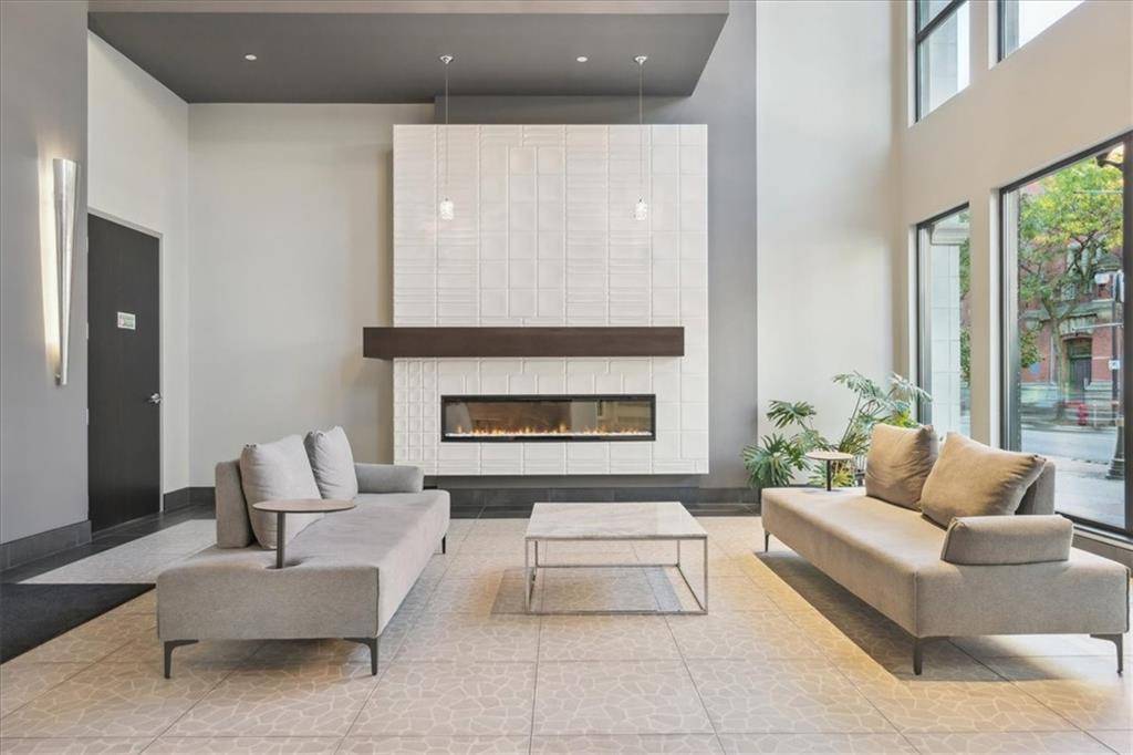 181 JAMES Street N #509, Hamilton, ON L8R 2K9