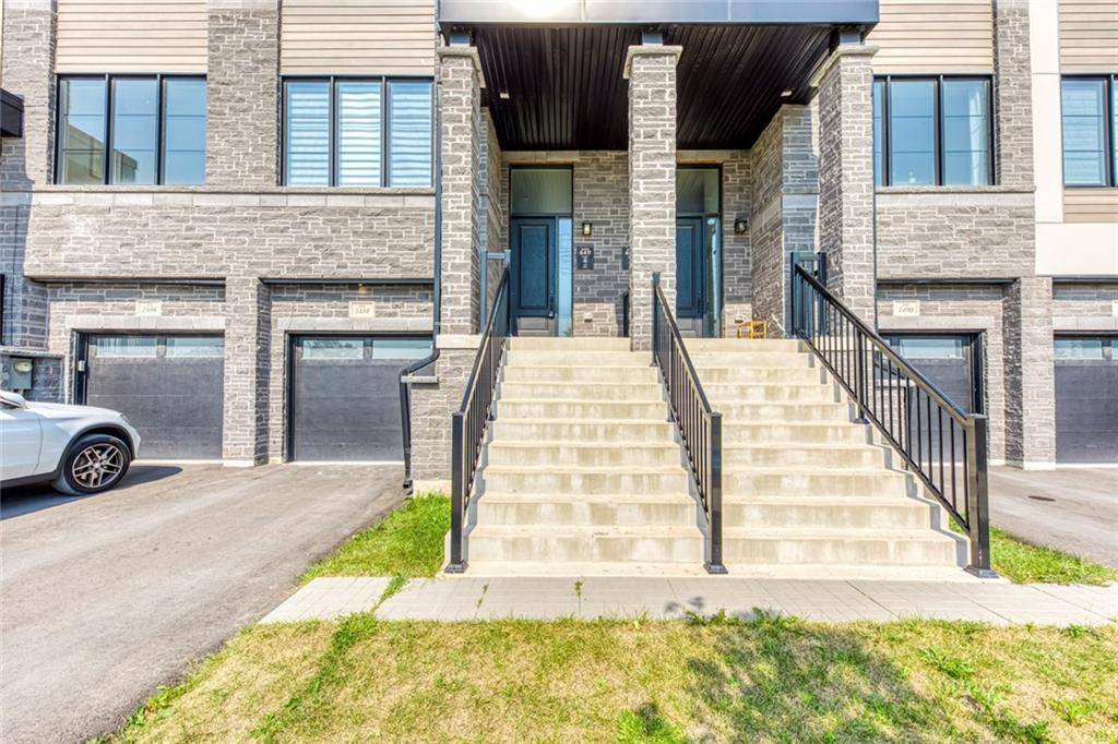 1488 YELLOW ROSE Circle, Oakville, ON L6M 5L3