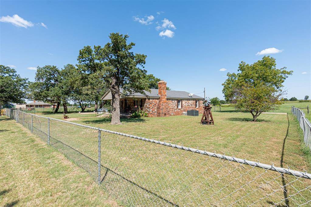 Lindsay, OK 73052,11143 200th Street