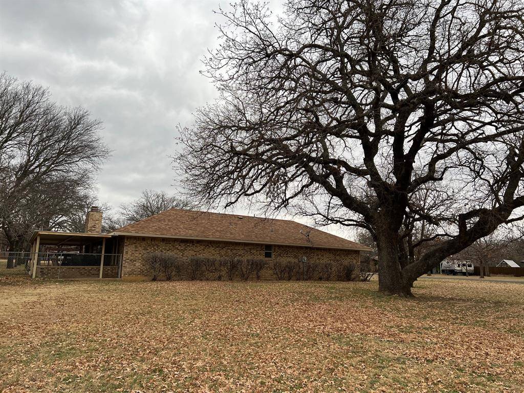 Graham, TX 76450,215 Rambling Oaks Road