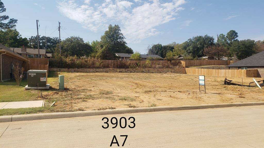 Denison, TX 75020,3903 Rose Hill Court