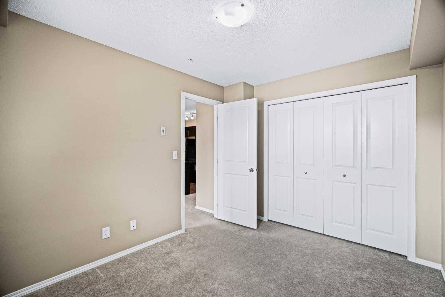 Calgary, AB T2X 2B9,81 Legacy BLVD SE #1311