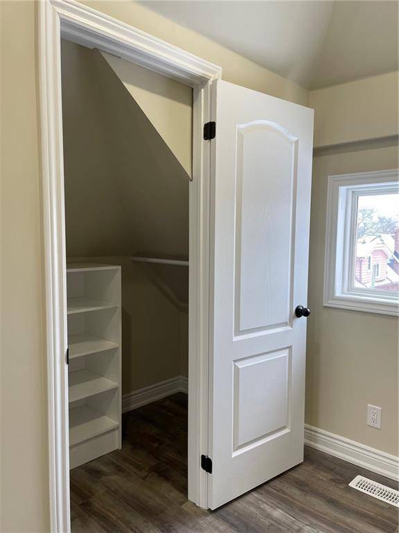 Hamilton, ON L8K 2P9,117 HUXLEY Avenue S #2