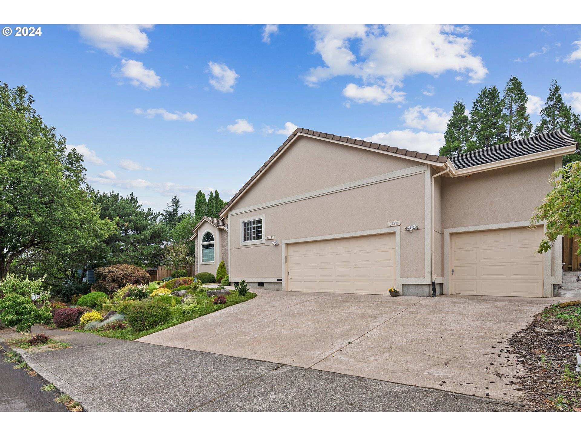 Gresham, OR 97080,3748 SW BRITTANY DR