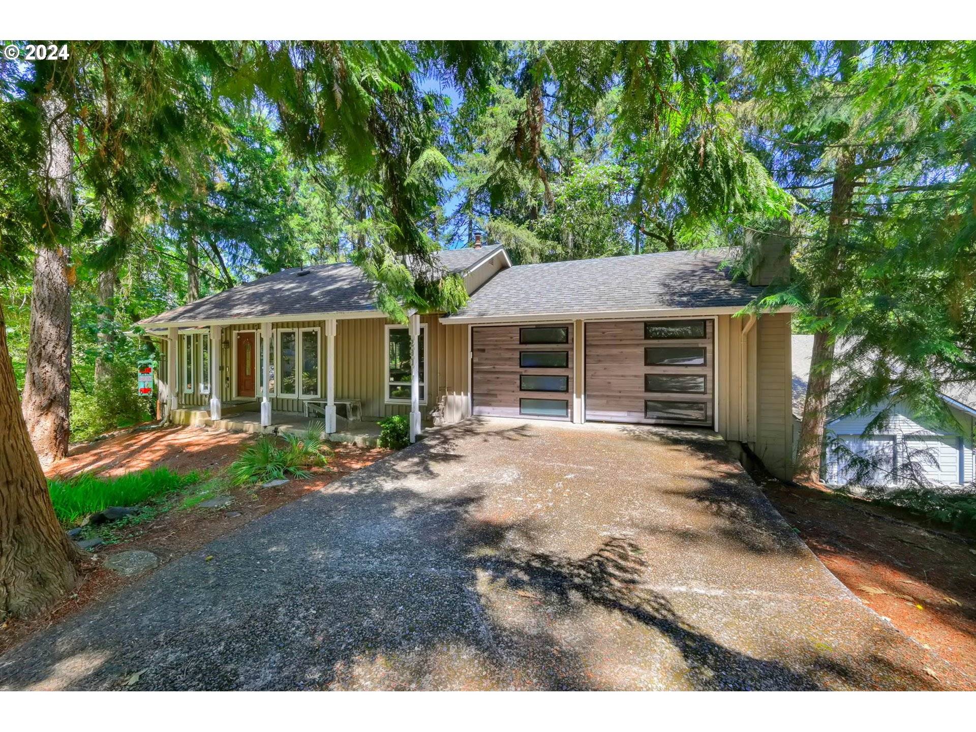 Eugene, OR 97405,2901 TIMBERLINE DR