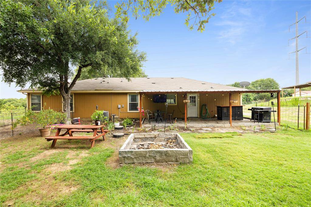 Granbury, TX 76049,3708 Rhea Road