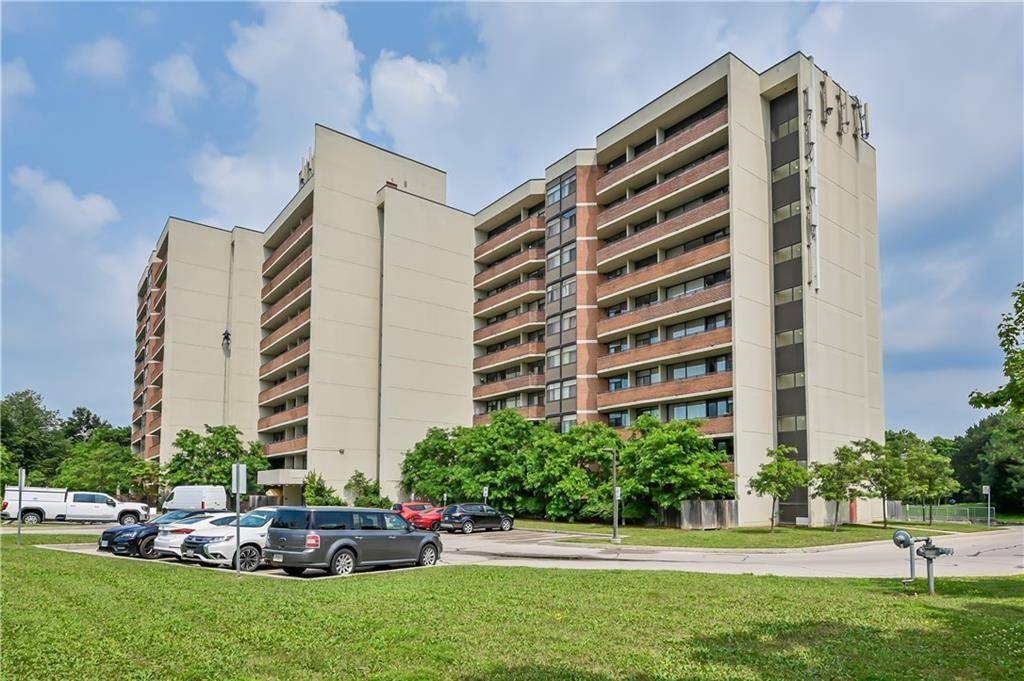 Mississauga, ON L5N 2R4,2301 DERRY Road W #1005