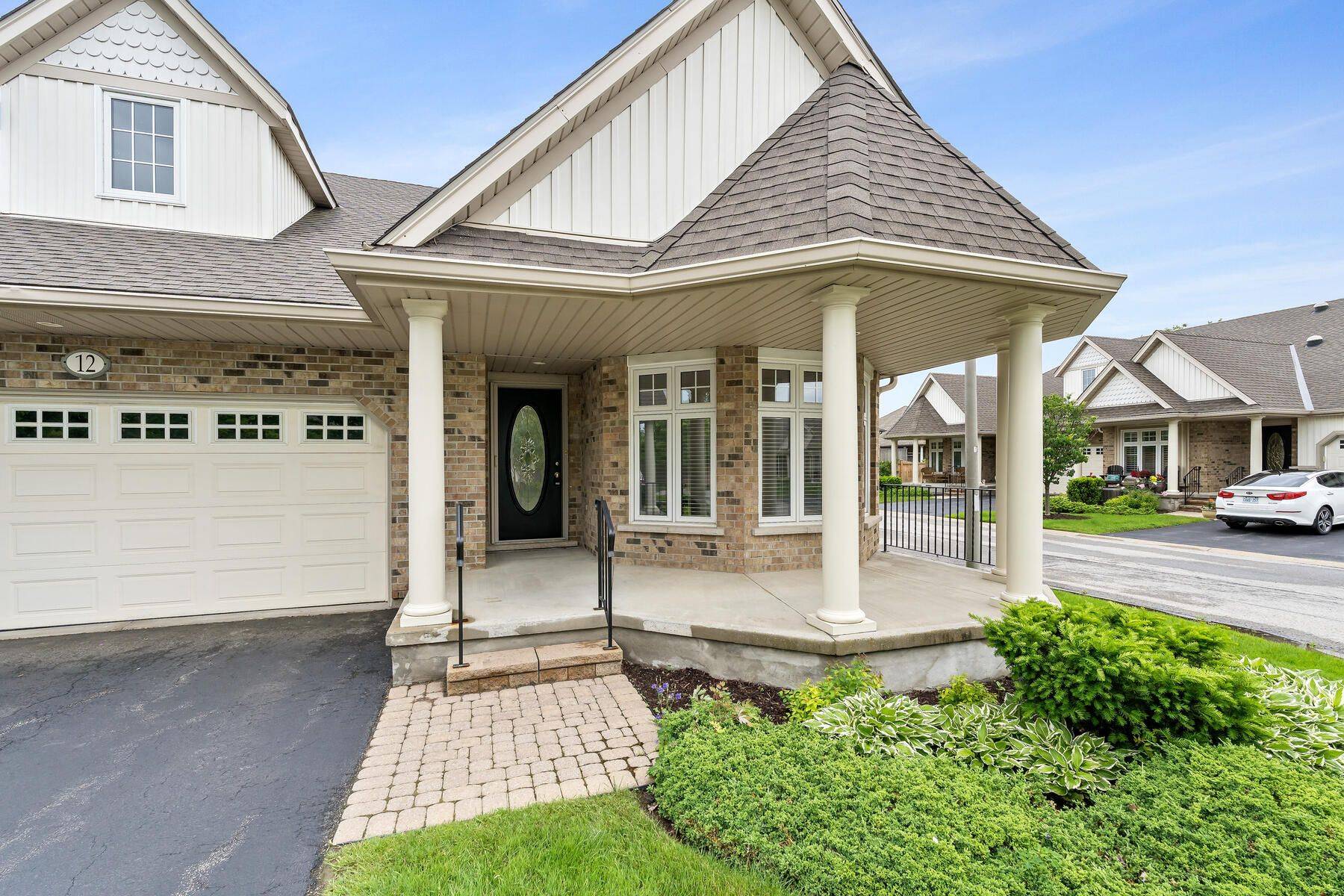 Niagara-on-the-lake, ON L0S 1T0,21 Loretta DR #12