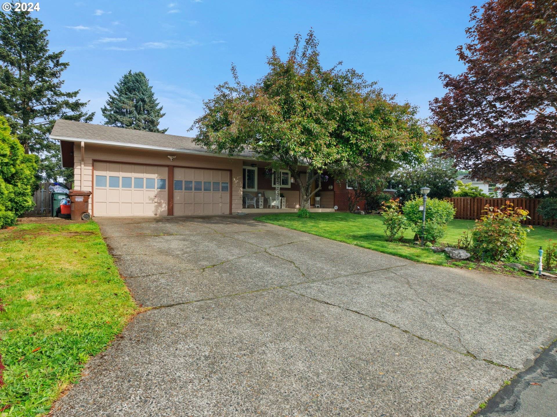 Gresham, OR 97030,180 NW CHASTAIN CT