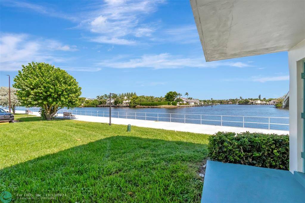 Boynton Beach, FL 33435,350 Horizons  #112