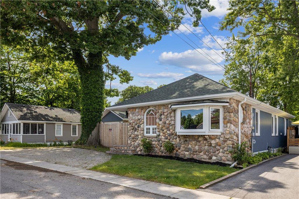 381 MAPLEWOOD Avenue, Crystal Beach, ON L0S 1B0