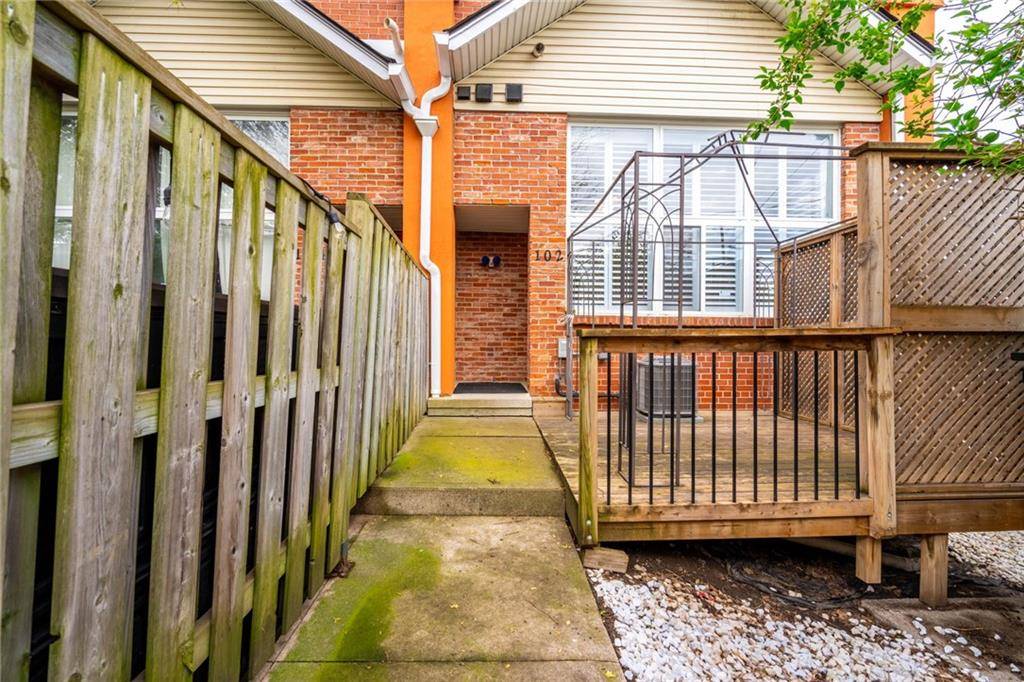 111 GREY Street #102, Brantford, ON N3S 4V8