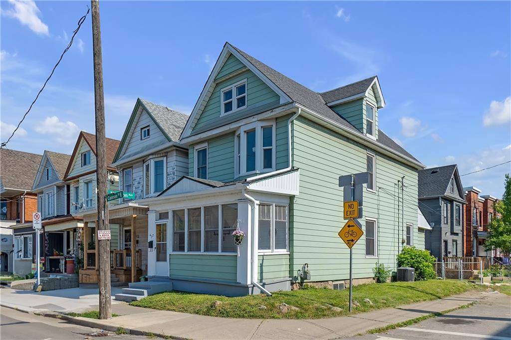 477 CANNON Street E, Hamilton, ON L8L 2E3