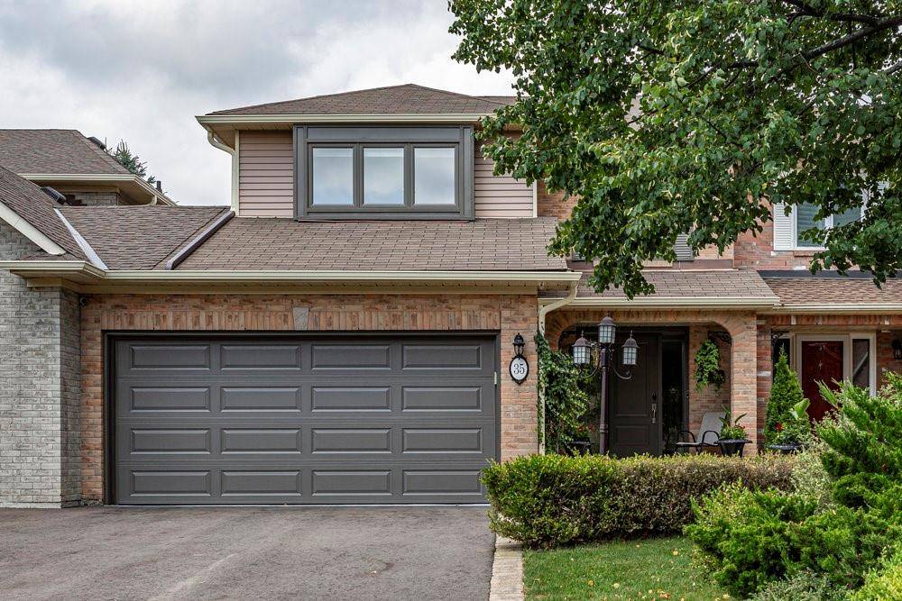 35 BANBURY Drive, Ancaster, ON L9K 1H8