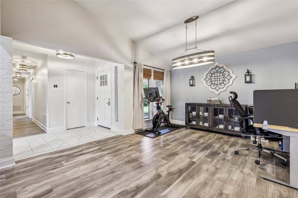 Highland Village, TX 75077,325 Pebble Knoll