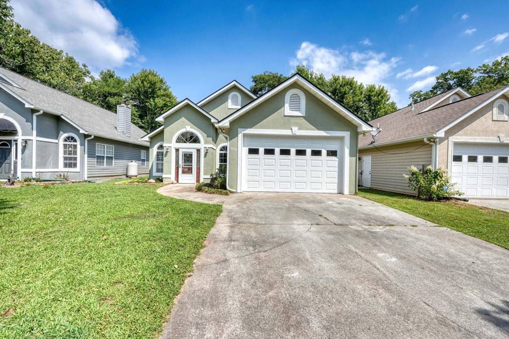 Hiawassee, GA 30546,354 Blue Sky Drive