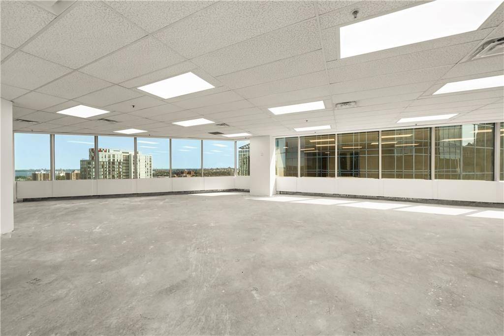 21 KING Street W #1503, Hamilton, ON L8P 4W7