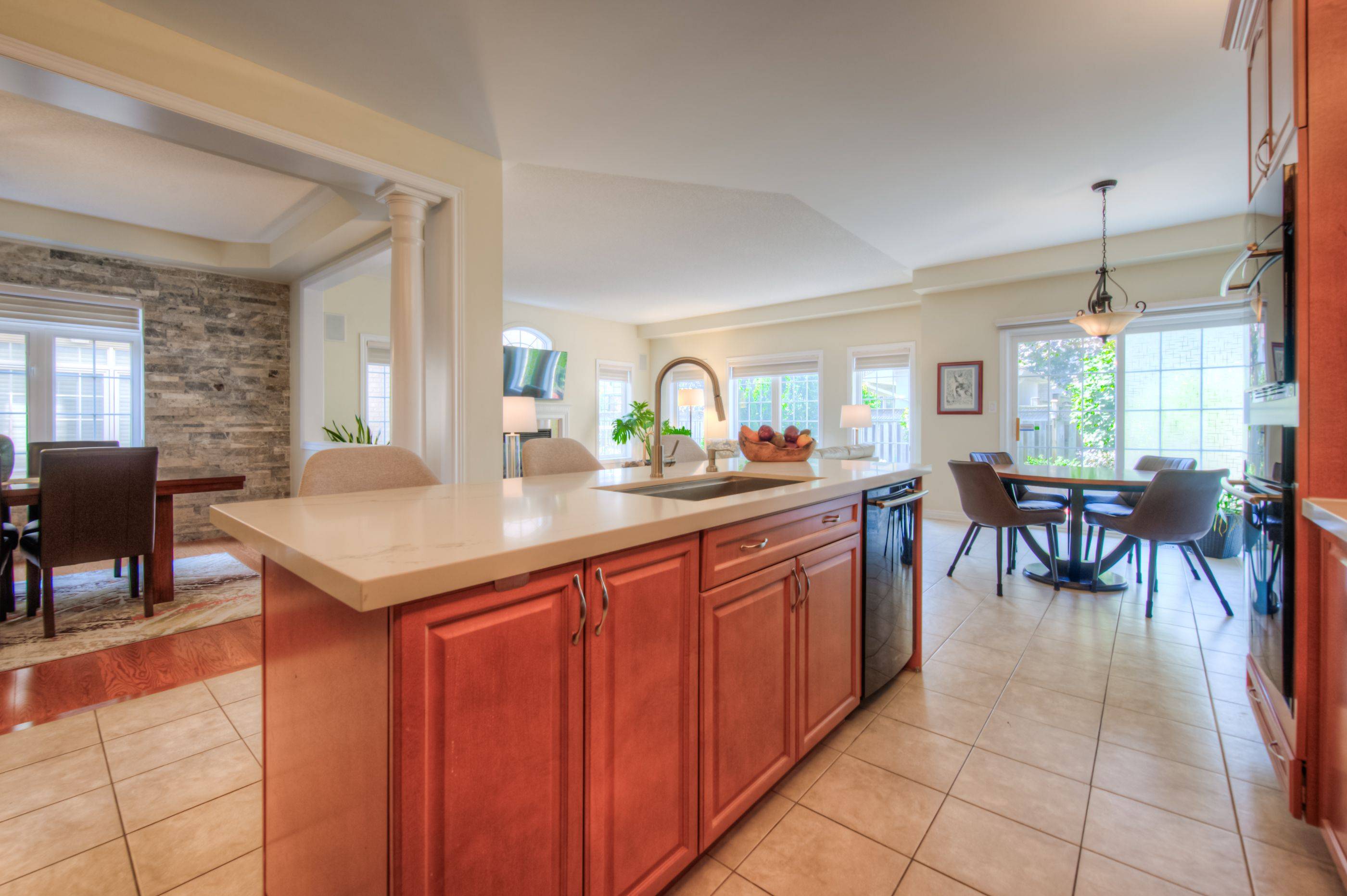 2386 Wasaga DR, Oakville, ON L6H 0B7