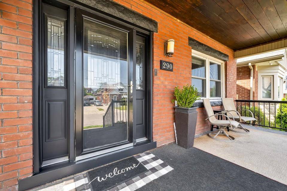 Hamilton, ON L8K 2R4,290 HUXLEY Avenue S