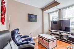 Toronto W04, ON M6A 3E7,760 Lawrence AVE W #43