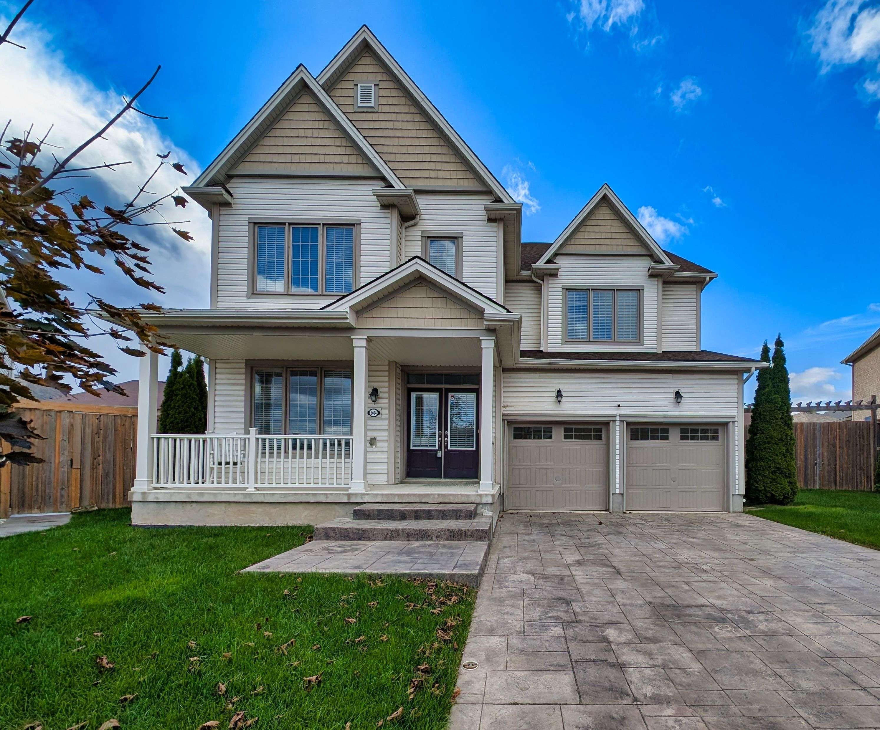 Niagara Falls, ON L2H 2Y6,8404 Sumac CT