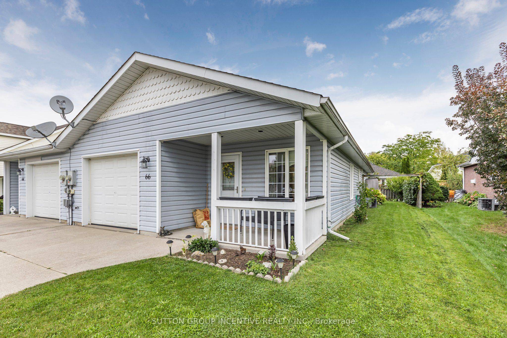 Collingwood, ON L9Y 5R2,66 Raglan ST