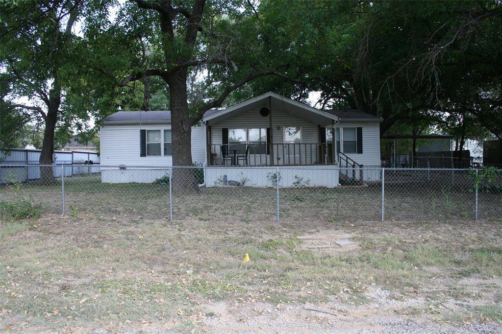 Graford, TX 76449,315 Peach Street