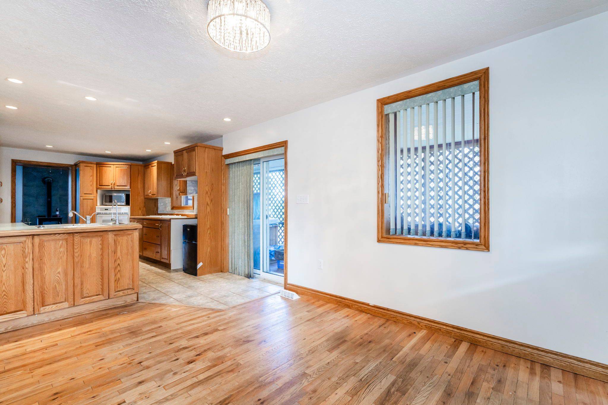 Tiny, ON L9M 0H1,326 Lafontaine RD W