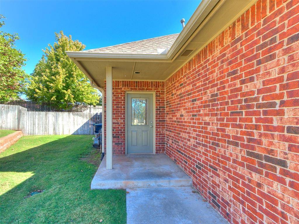 Edmond, OK 73013,13818 Oxford Drive